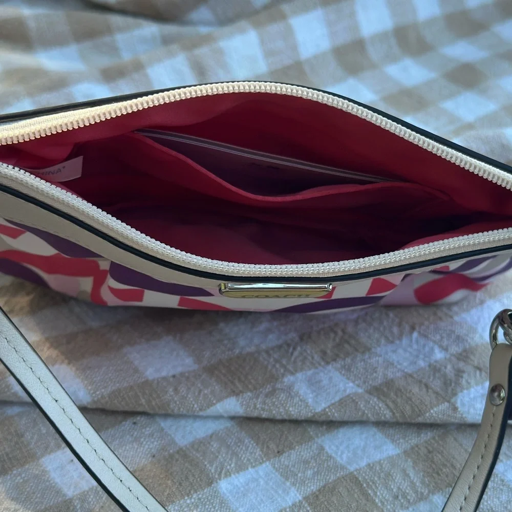 Coach Op Art Wristlet - Picture 3 of 3